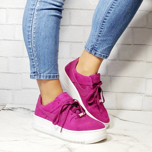 nike pink platform sneakers